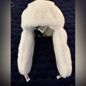 Addidas Ivy Park Original White Sherpa Hat *NEW*